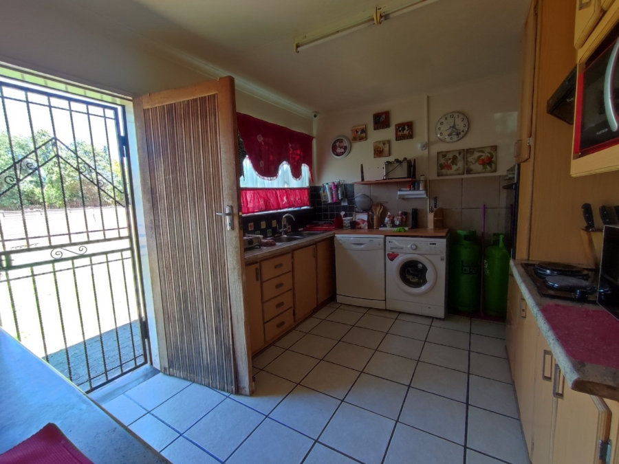 4 Bedroom Property for Sale in Pellissier Free State